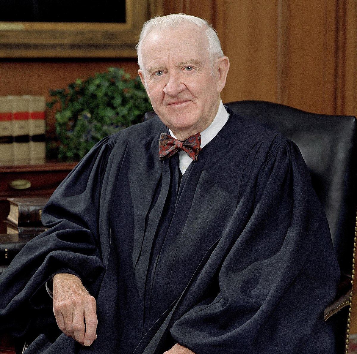1200px-John_Paul_Stevens,_SCOTUS_photo_portrait
