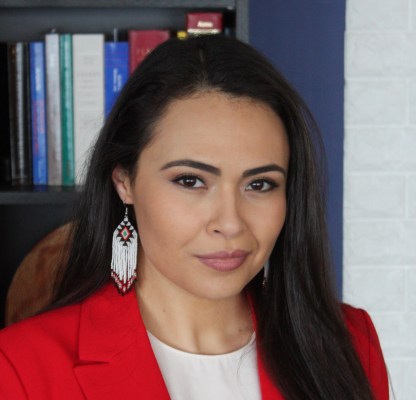 Elizabeth Reese's Headshot