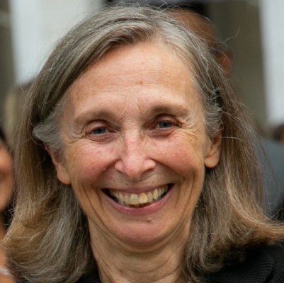 Maryellen Fullerton's Headshot